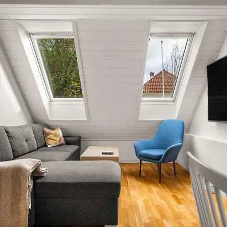 Appartamento - Charming 3 Bedroom With Views! *