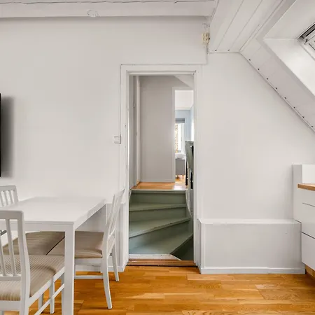 - Charming 3 Bedroom With Views! 베르겐