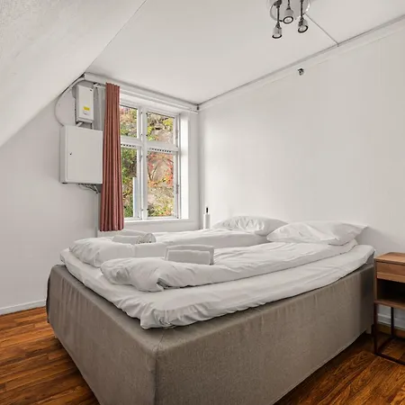 - Charming 3 Bedroom With Views! Appartamento *